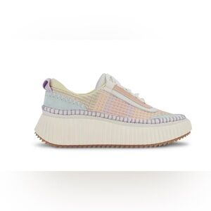EUC Dolce Vita Dolen Crochet pastel sneaker - size 10
